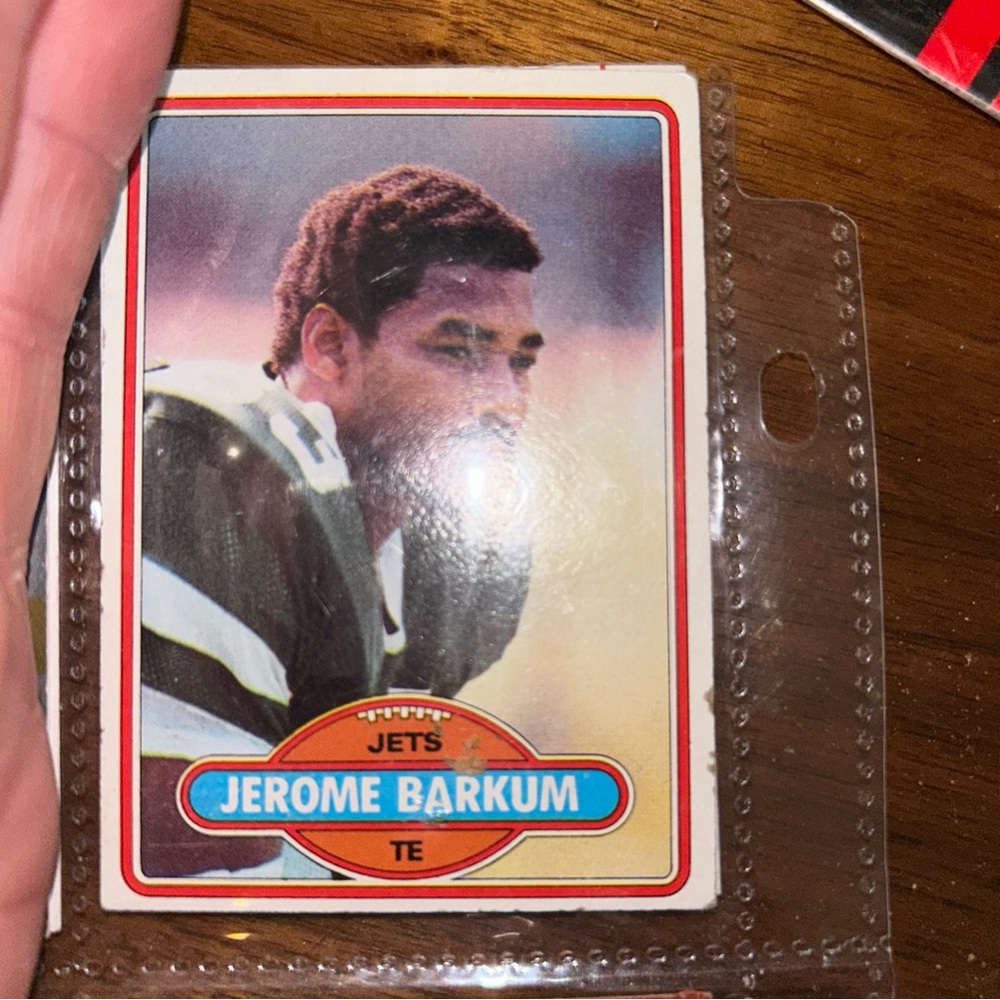 Vintage Football Trading Card Jerome Barkum #484 1980 Topps